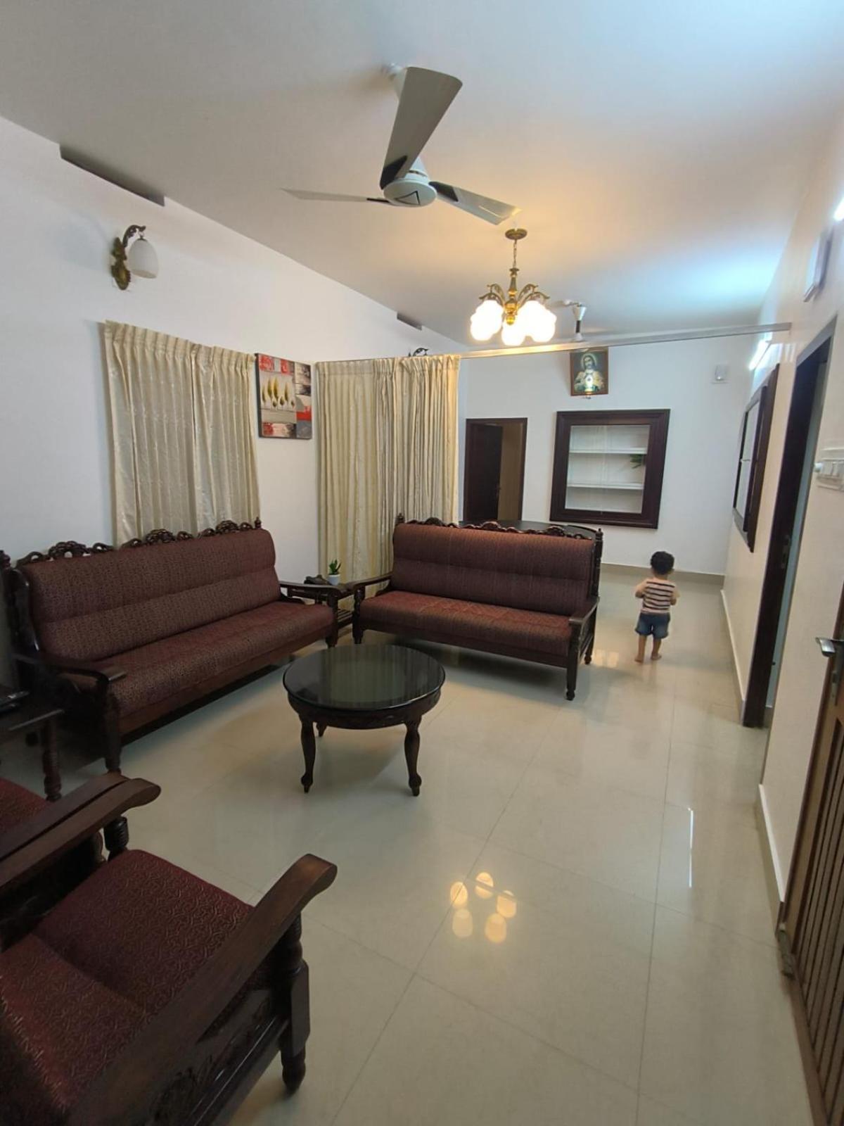 White House Villa Thrissur Luaran gambar