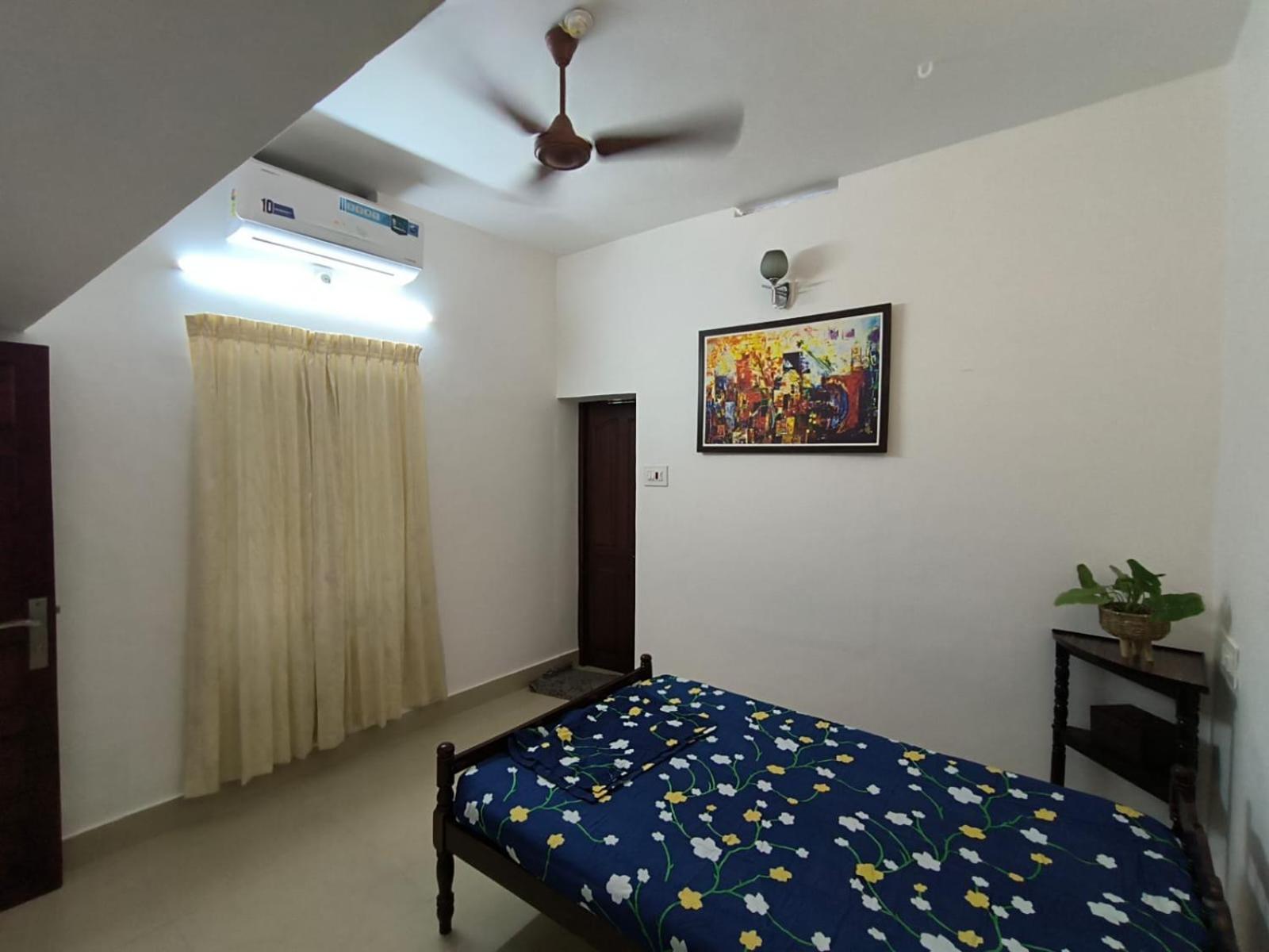 White House Villa Thrissur Luaran gambar