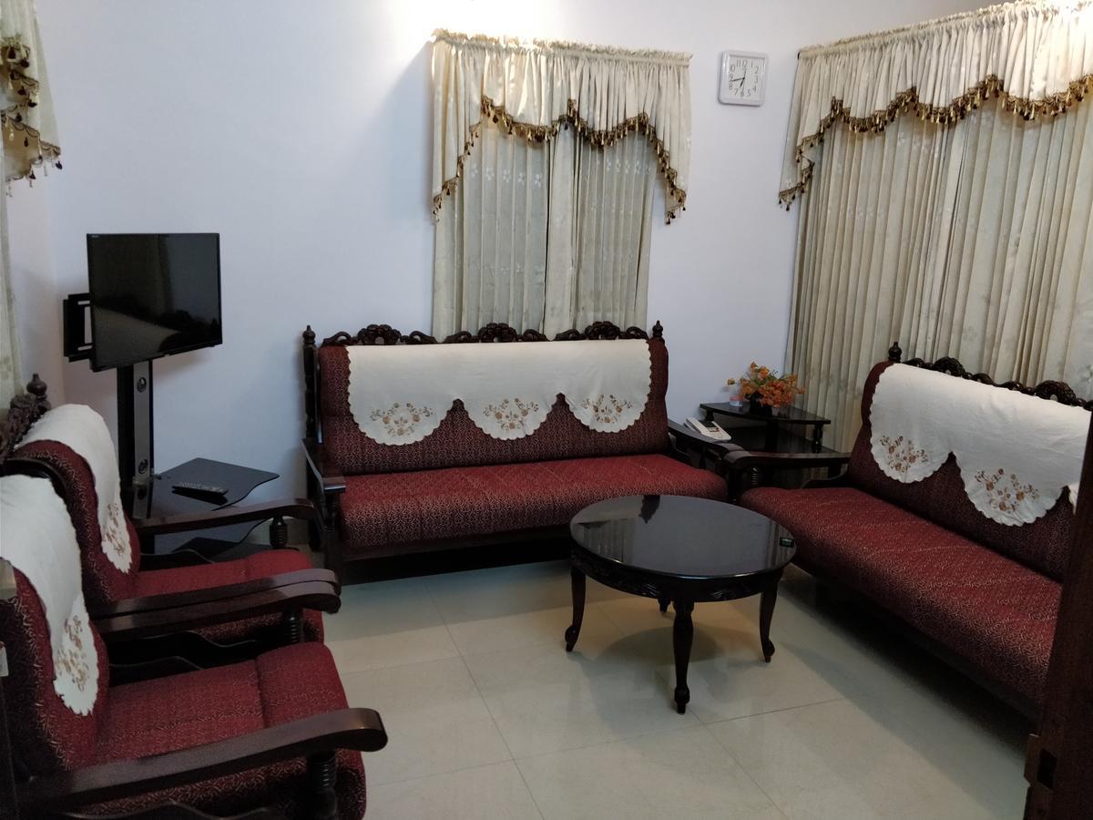 White House Villa Thrissur Luaran gambar
